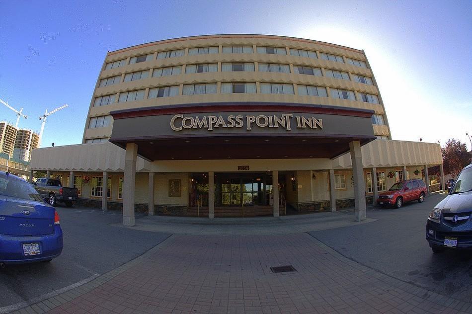 Compass Point Inn - Surrey Buitenkant foto