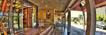Compass Point Inn - Surrey Buitenkant foto