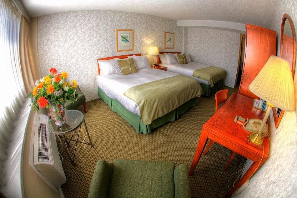 Compass Point Inn - Surrey Kamer foto
